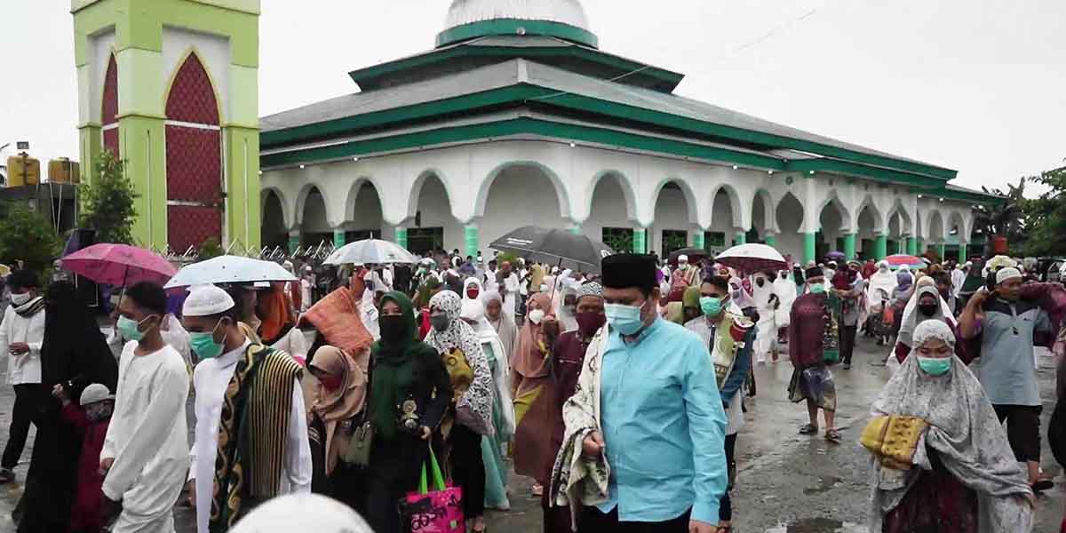 Jemaah salat Idul Adha di Masjid Agung Babussalam tahun 2020 lalu. Foto: Dok/Papua60detik